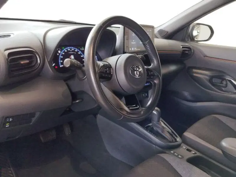 Toyota Yaris Cross usata a Sassari (7)