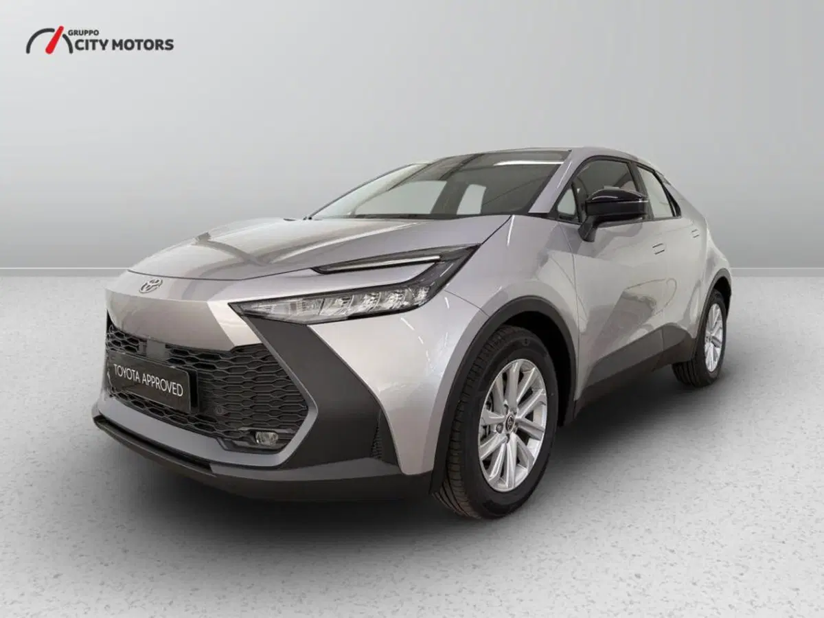 Toyota Toyota C-HR nuova a Monza e Brianza