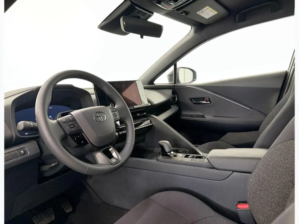 Toyota Toyota C-HR nuova a Monza e Brianza (10)