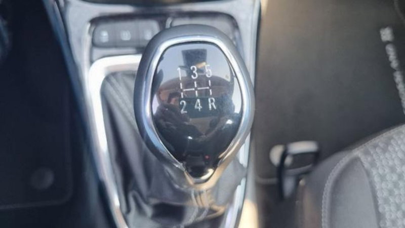 Opel Crossland X usata a Savona (10)
