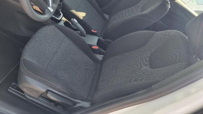 Opel Crossland X usata a Savona (16)