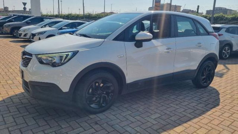 Opel Crossland X usata a Savona (5)