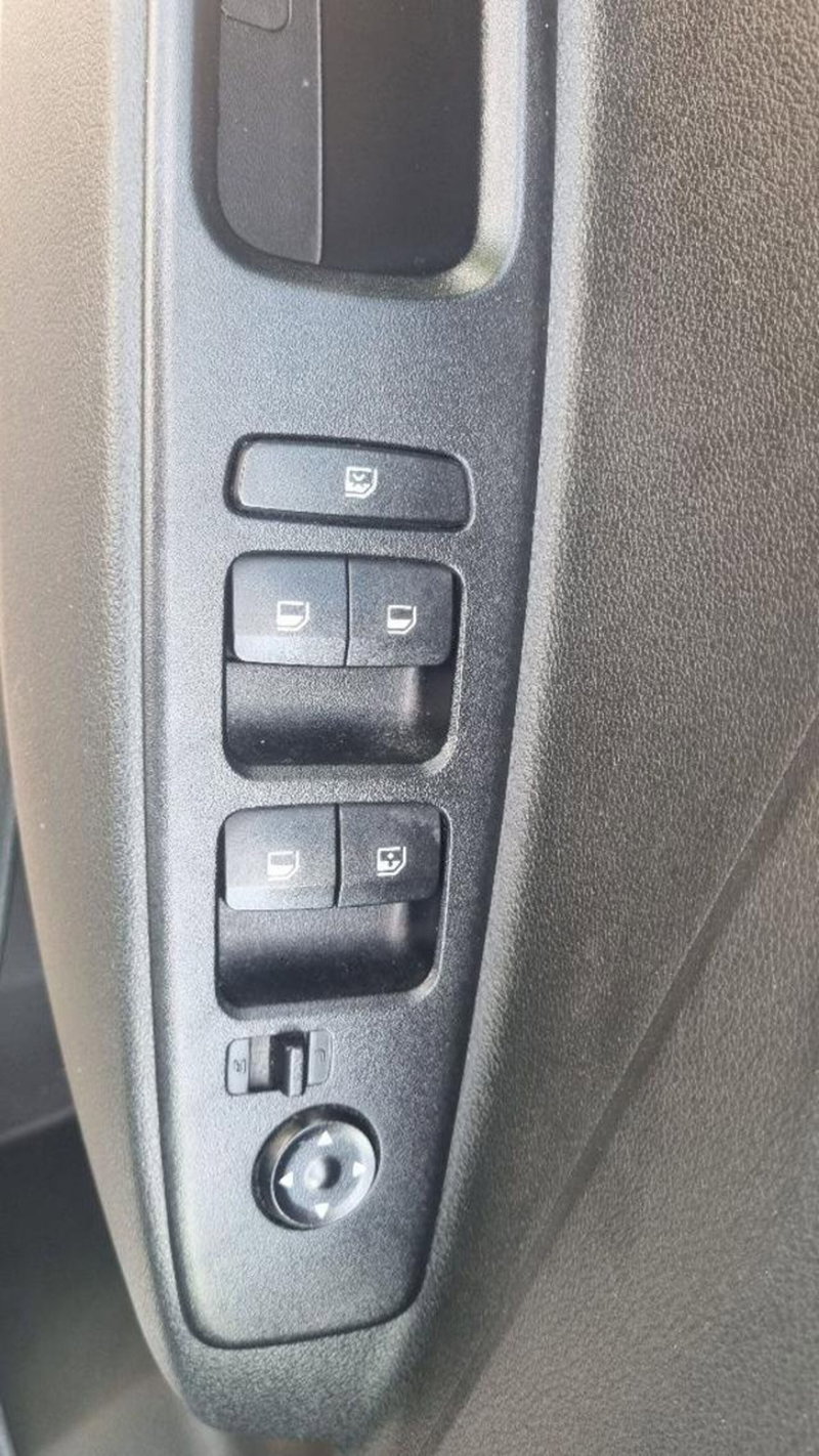 Hyundai i10 usata a Savona (13)