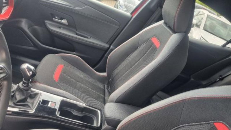 Opel Mokka usata a Savona (14)