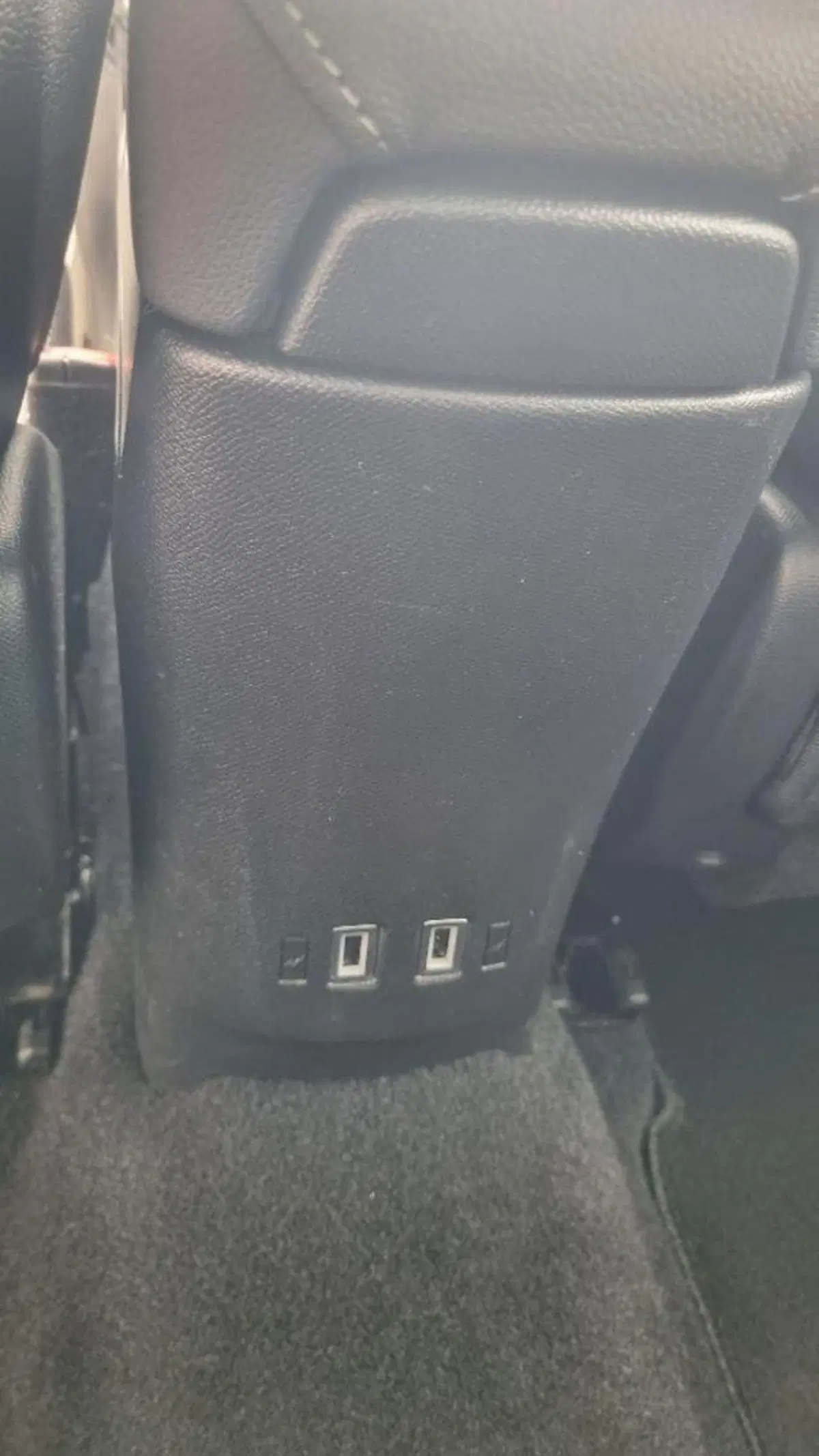 Opel Mokka usata a Savona (19)