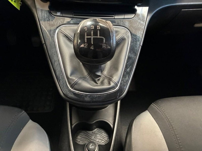 Lancia Ypsilon usata a Torino (11)