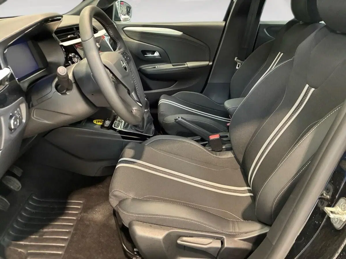 Opel Corsa nuova a Torino (7)