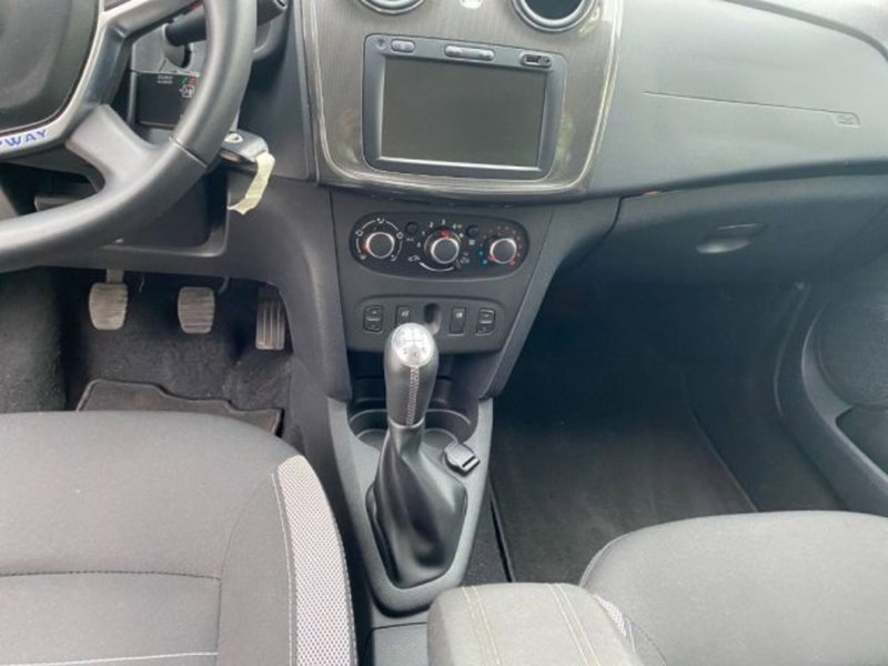 Dacia Sandero usata a Udine (9)