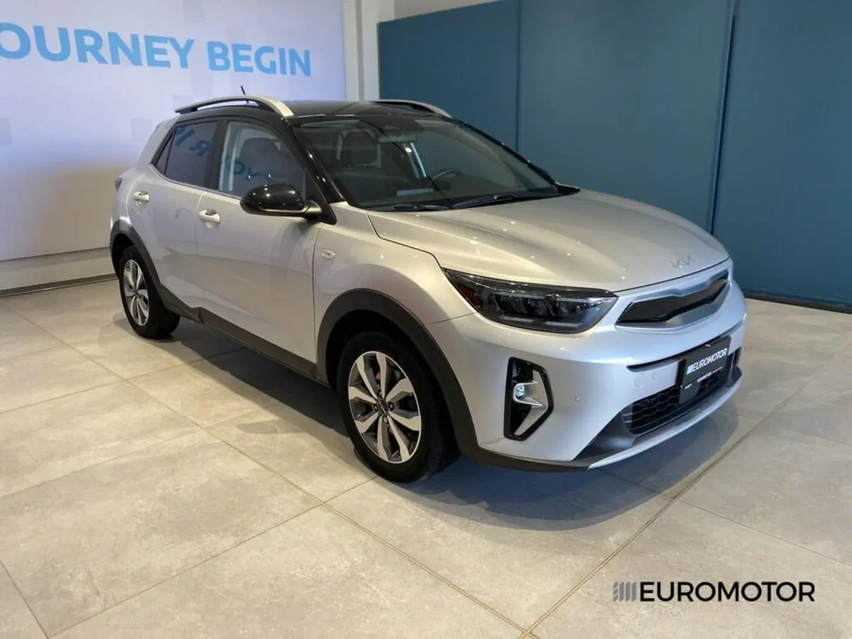 Kia Stonic usata a Bari (3)