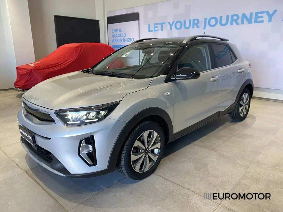 Kia Stonic usata a Bari (4)