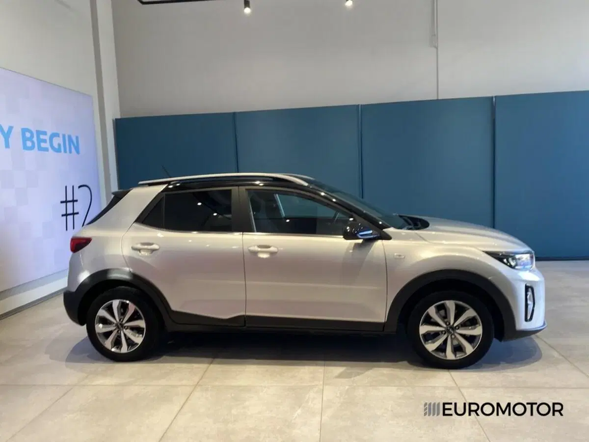 Kia Stonic usata a Bari (7)