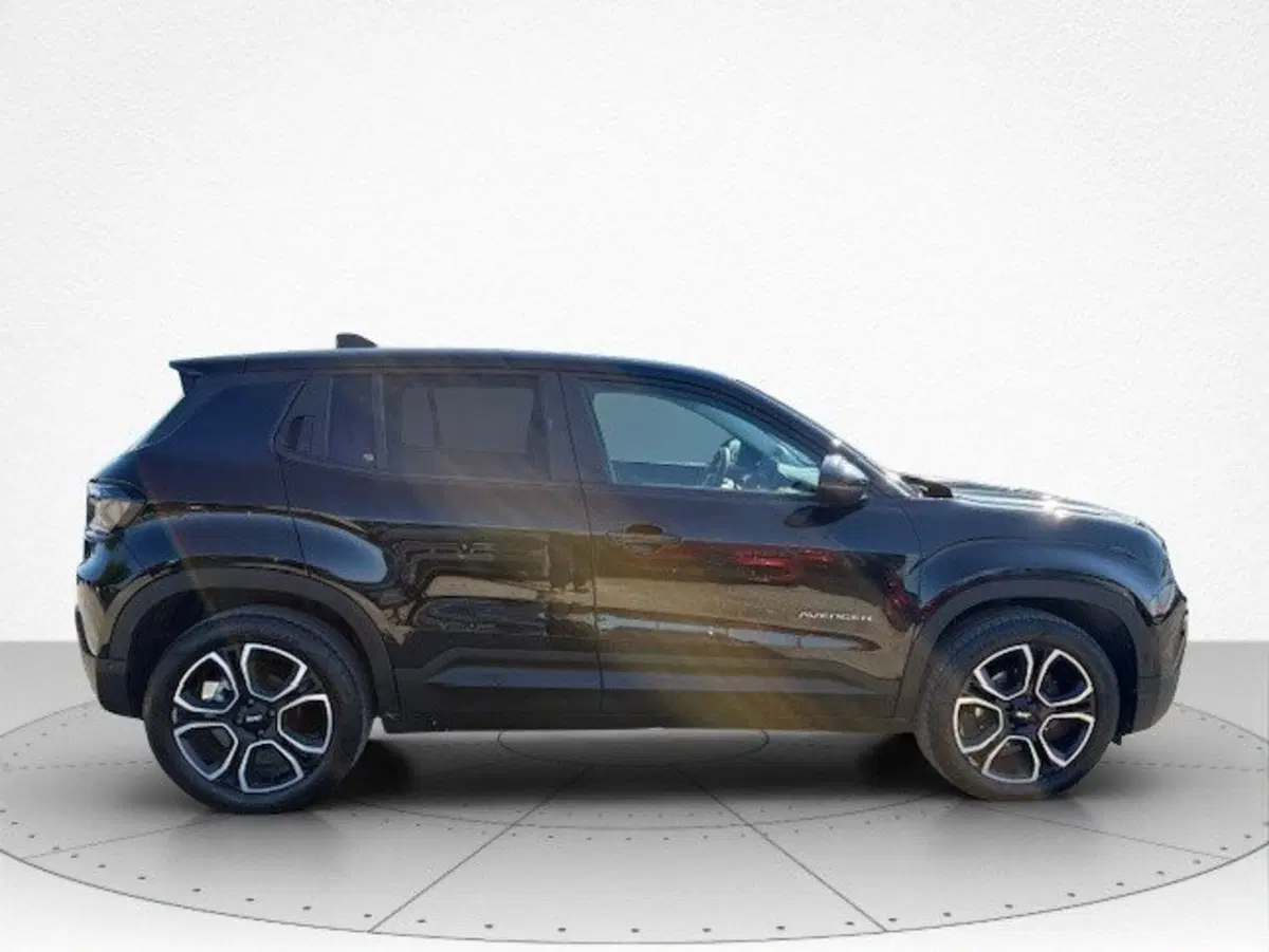 Jeep Avenger usata a Macerata (8)