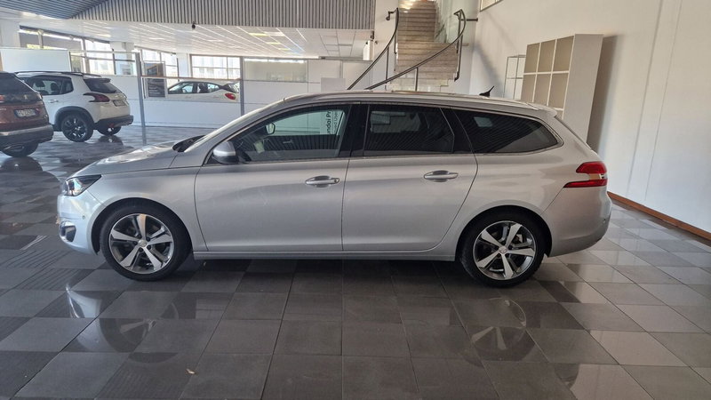 Peugeot 308 SW usata a Vercelli (3)