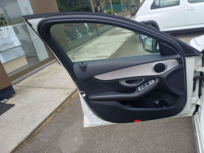 Mercedes-Benz Classe C usata a Vercelli (8)