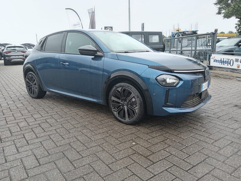 Lancia Ypsilon nuova a Alessandria (3)