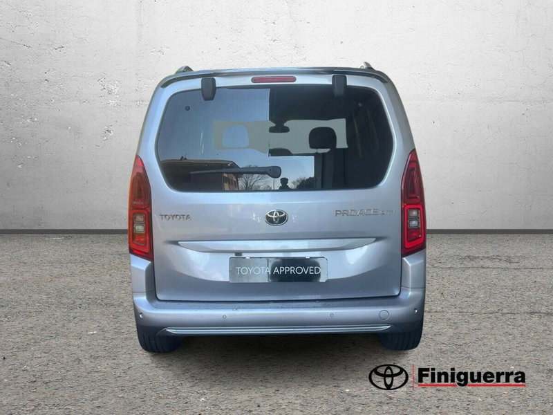 Toyota Proace City Verso usata a Lecco (4)