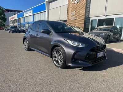 Toyota Yaris 130 Lounge del 2024 usata a Piacenza