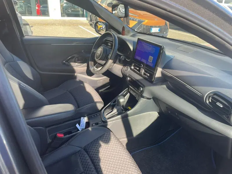 Toyota Yaris usata a Piacenza (13)