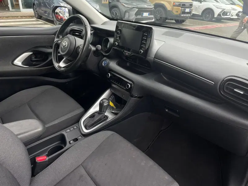 Toyota Yaris usata a Piacenza (12)