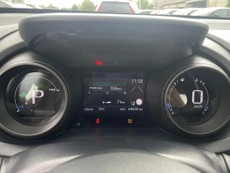 Toyota Yaris usata a Piacenza (17)