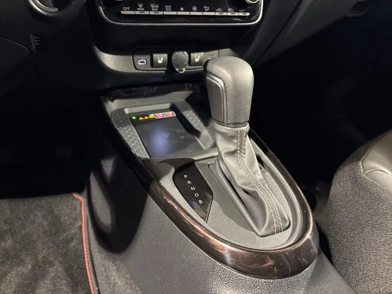 Toyota Aygo X nuova a Lecco (13)