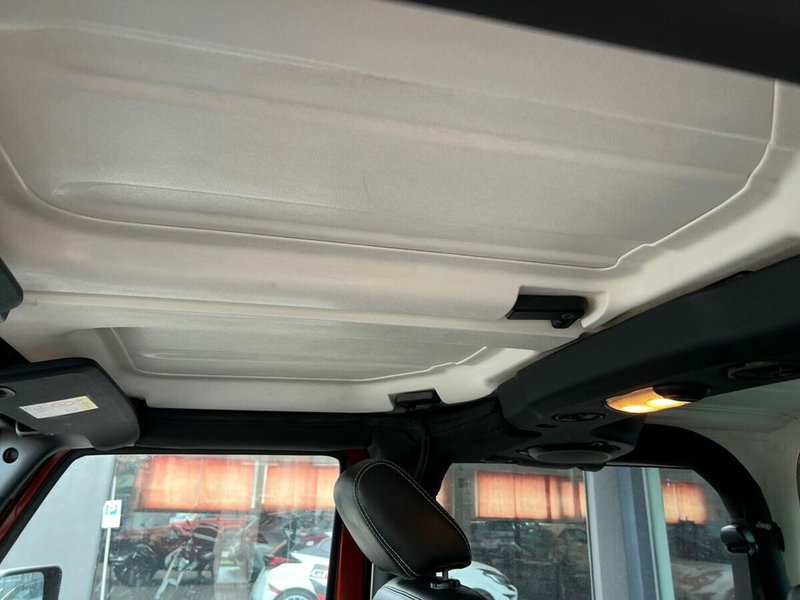 Jeep Wrangler usata a Sondrio (17)