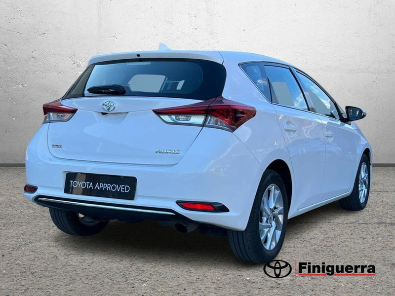 Toyota Auris usata a Sondrio (4)