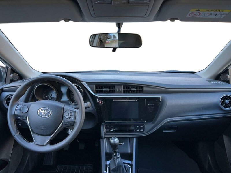 Toyota Auris usata a Sondrio (8)