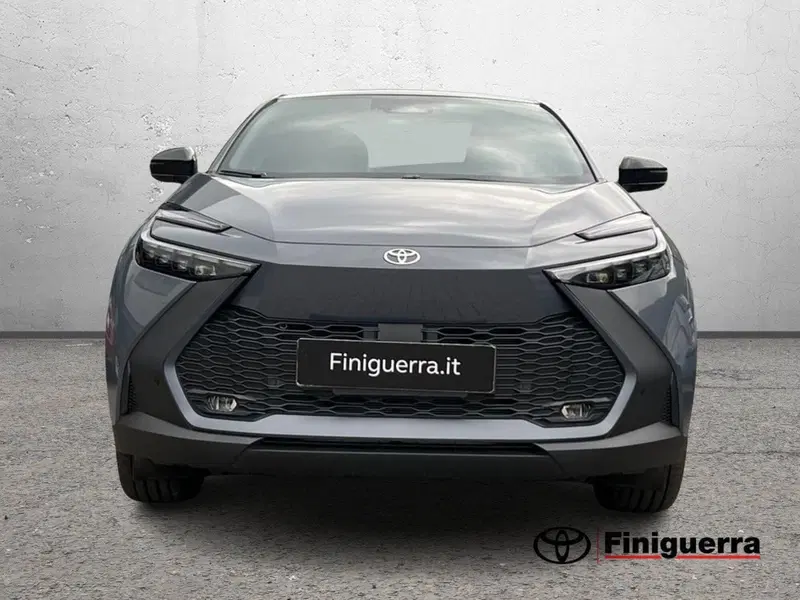 Toyota Toyota C-HR nuova a Lecco (2)