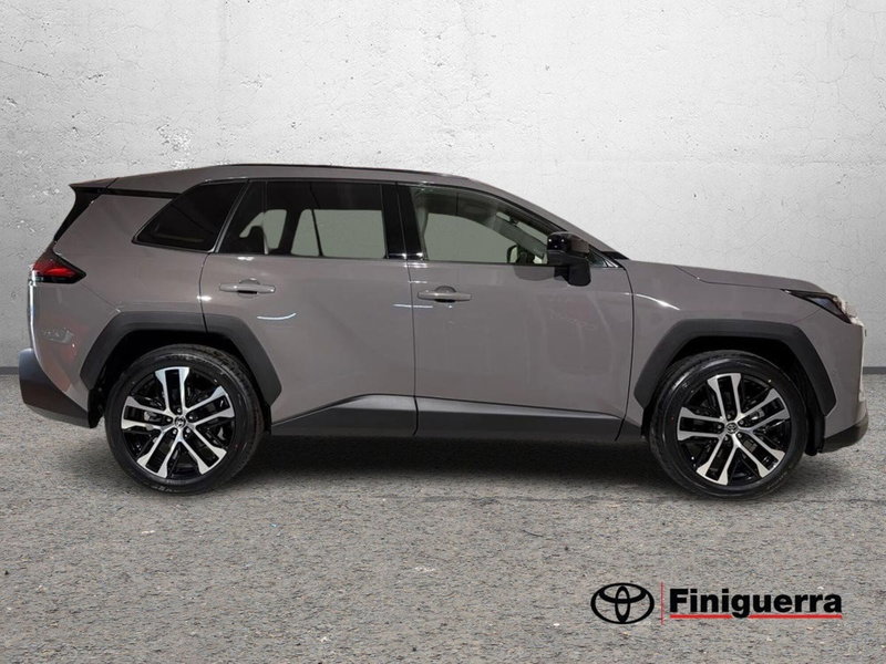 Toyota Rav4 nuova a Lecco (5)