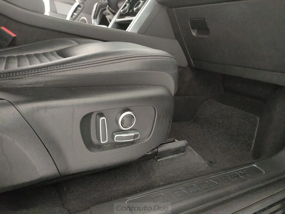 Land Rover Discovery Sport usata a Caserta (16)