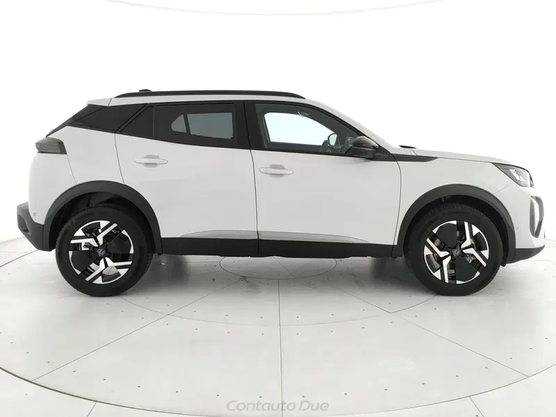 Peugeot 2008 nuova a Caserta (4)