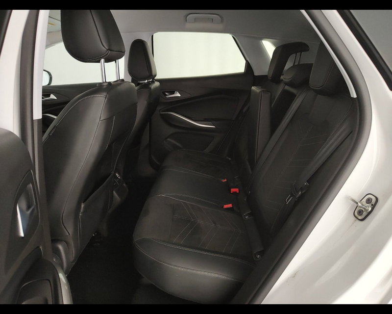 Opel Grandland usata a Caserta (18)