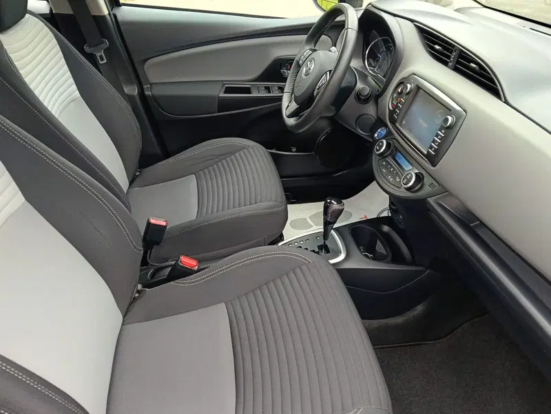 Toyota Yaris usata a Belluno (10)