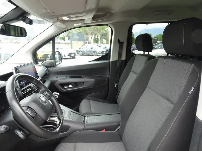 Toyota Proace City Verso usata a Treviso (8)