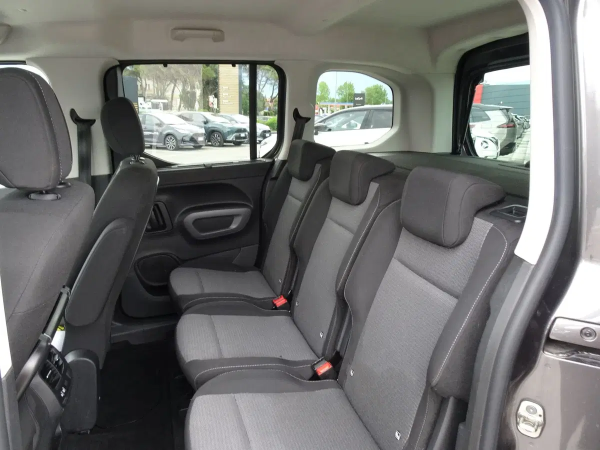 Toyota Proace City Verso usata a Treviso (9)