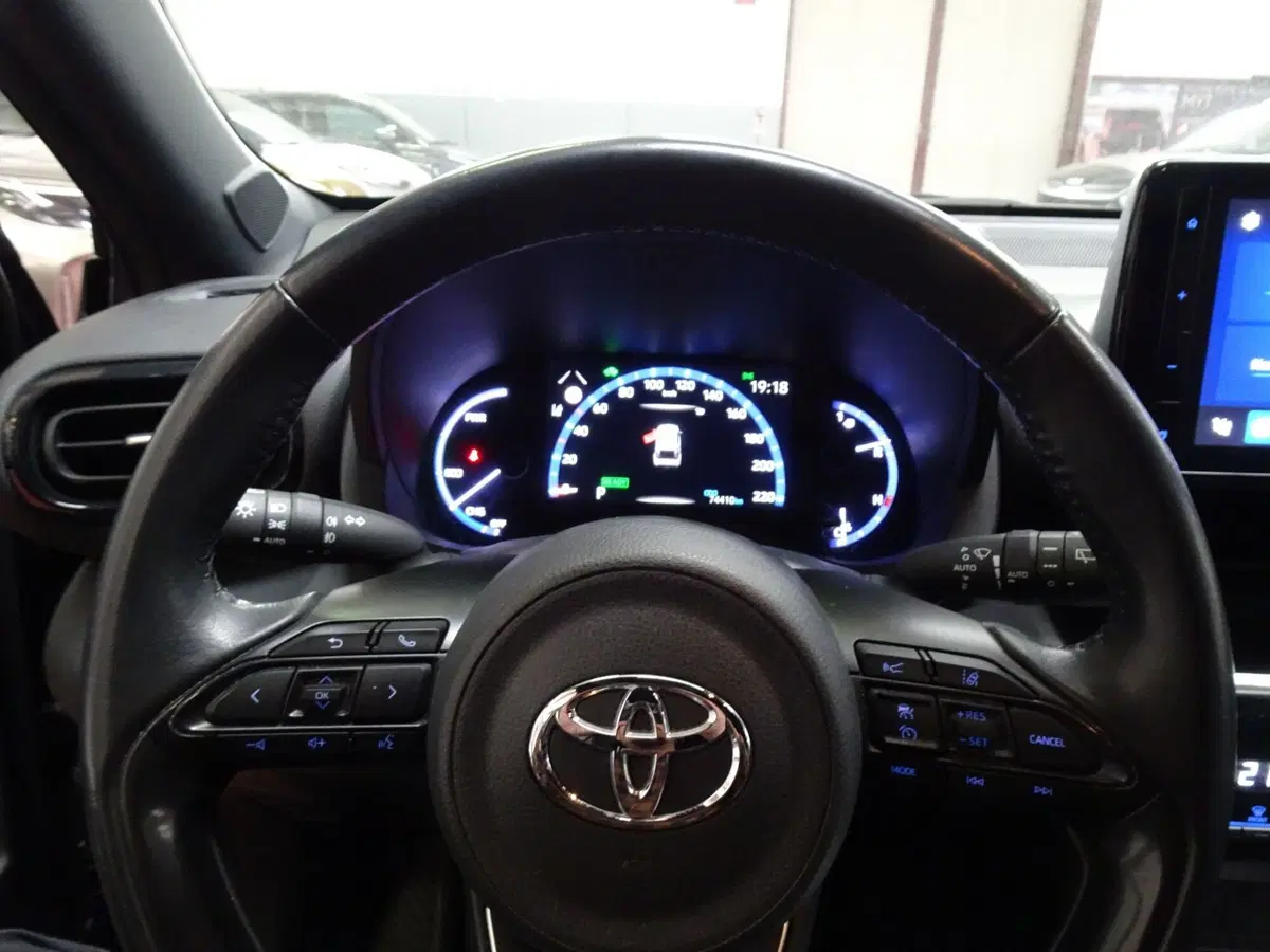 Toyota Yaris Cross usata a Treviso (11)