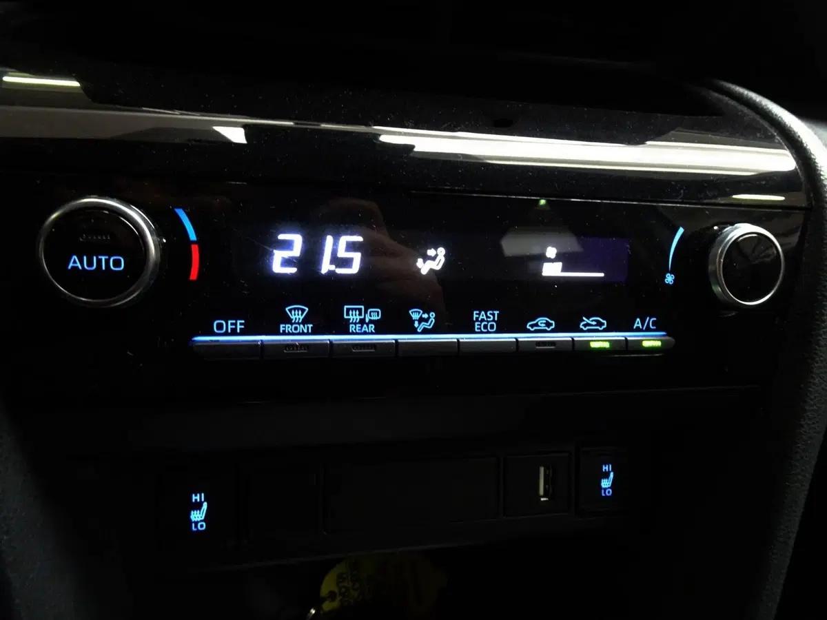 Toyota Yaris Cross usata a Treviso (17)