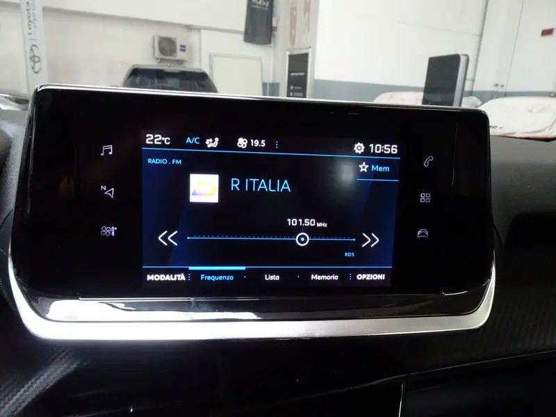 Peugeot 2008 usata a Treviso (14)
