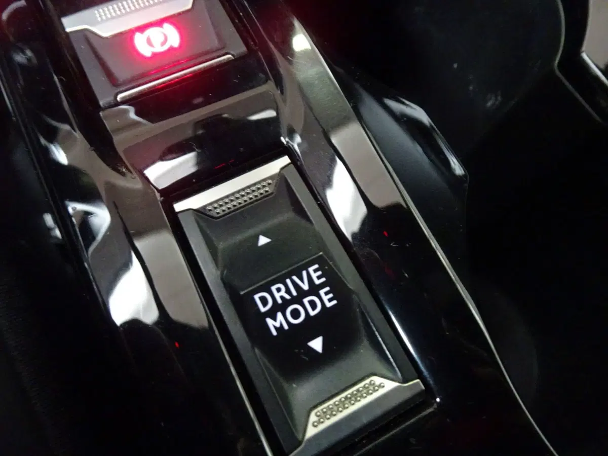 Peugeot 2008 usata a Treviso (17)