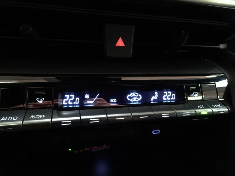 Toyota Toyota C-HR usata a Treviso (18)