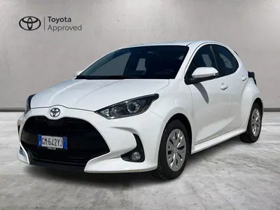 Toyota Yaris 1.0 5 porte Active del 2023 usata a Melilli