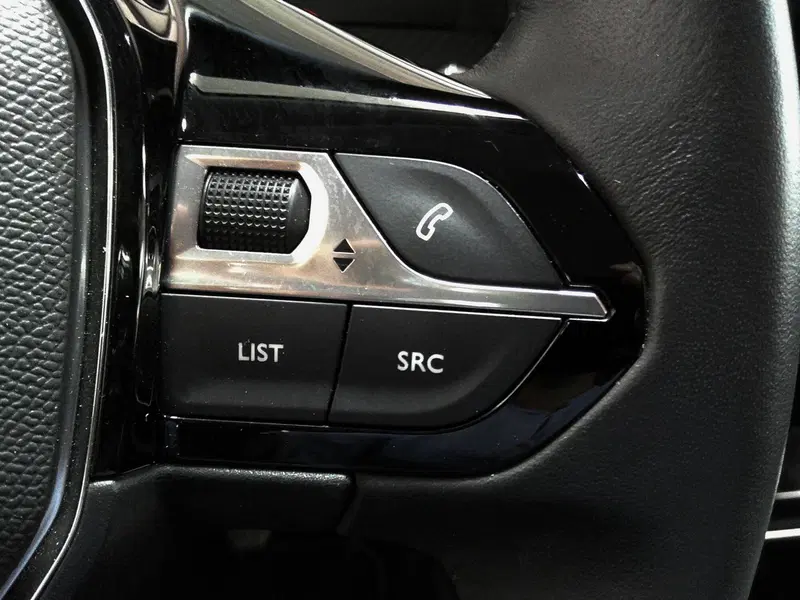 Peugeot 2008 usata a Treviso (16)