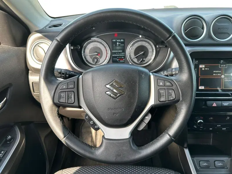 Suzuki Vitara usata a Pistoia (7)