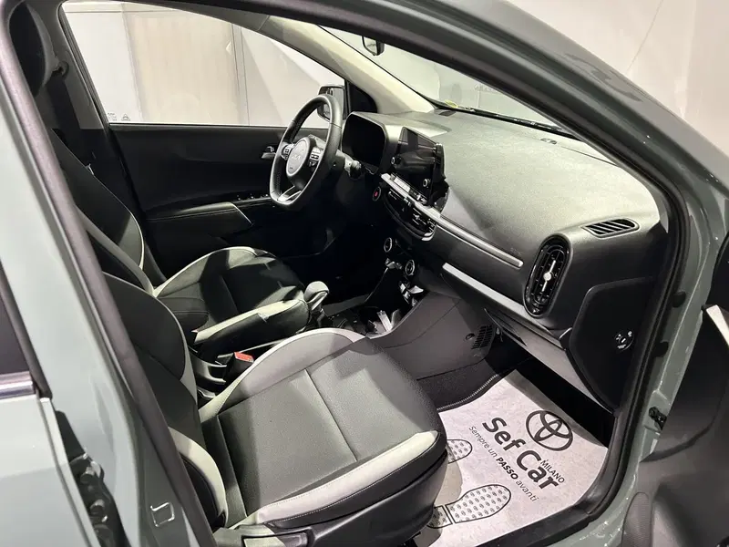 Kia Picanto usata a Milano (14)