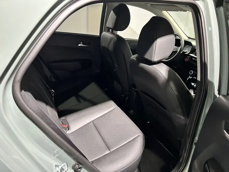 Kia Picanto usata a Milano (15)