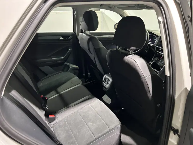 Volkswagen T-Roc usata a Milano (11)