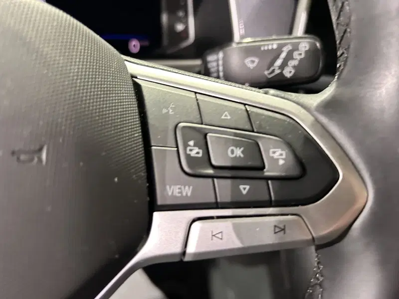 Volkswagen T-Roc usata a Milano (13)