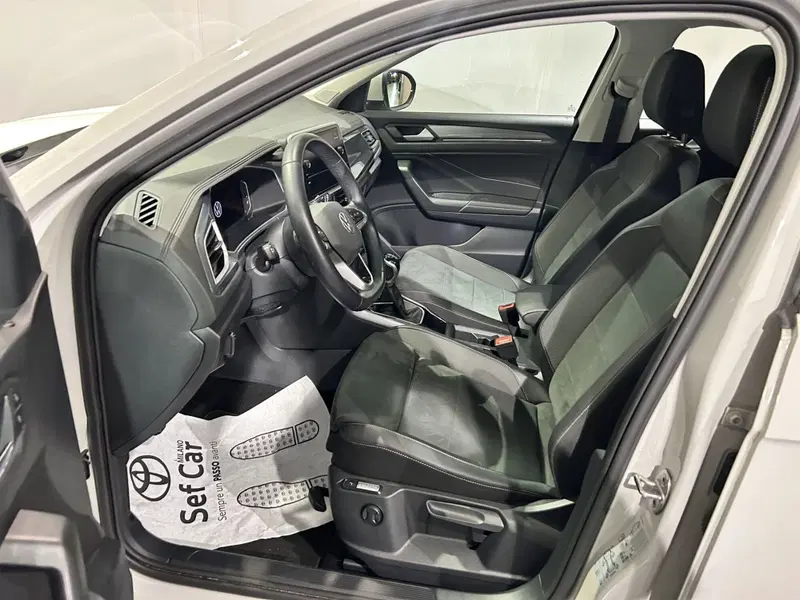 Volkswagen T-Roc usata a Milano (9)