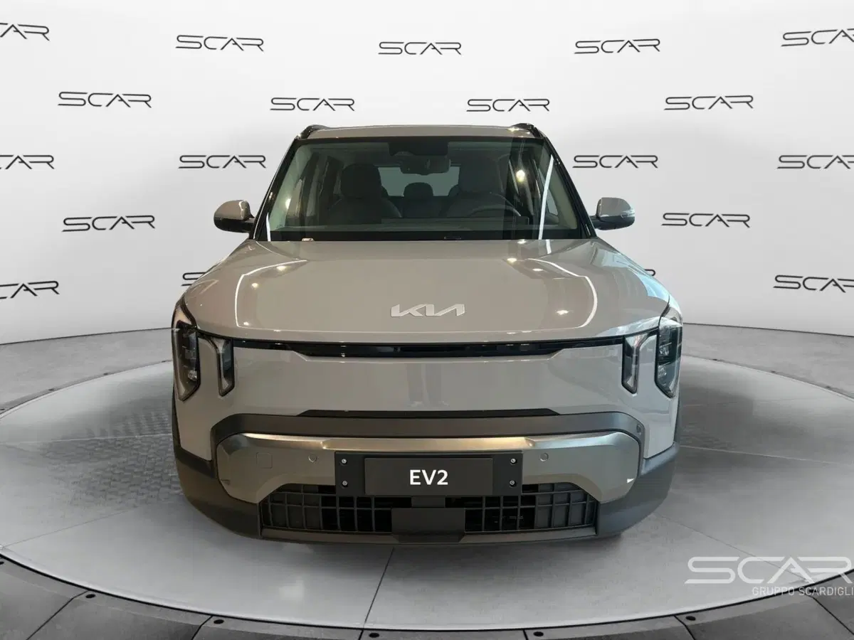 Kia EV2 nuova a Livorno (2)